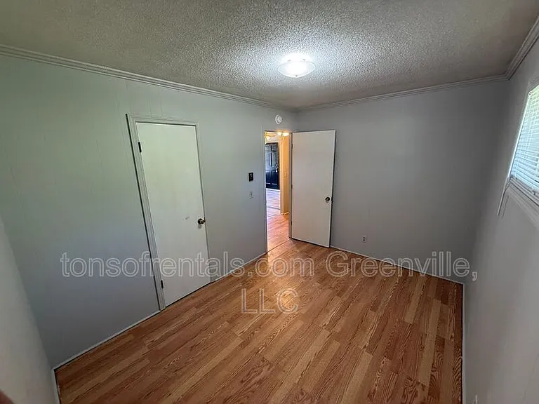 133 C Pleasant Dr — Photo 4