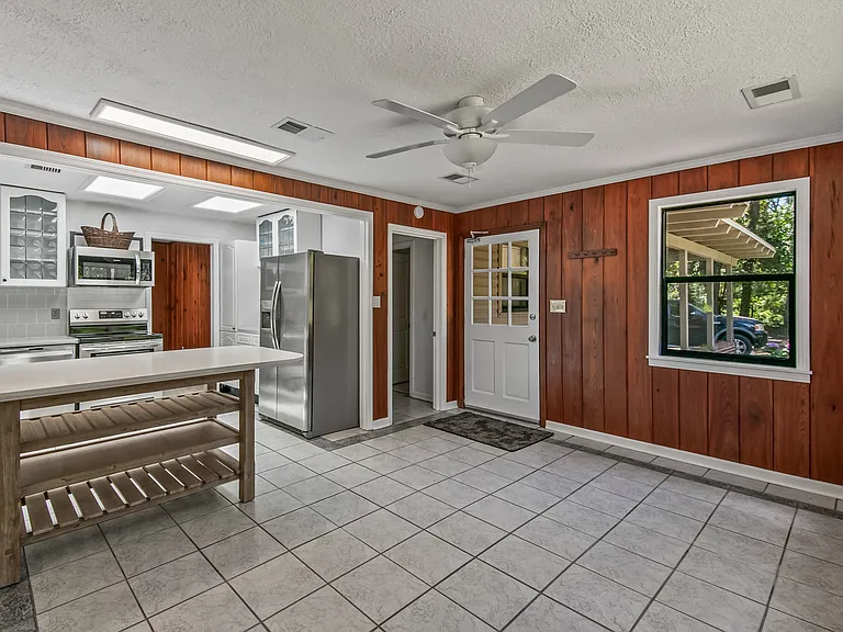 5070 Buck Lake Rd — Photo 24