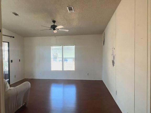 4th image of 10671 SW 29th Ave #607