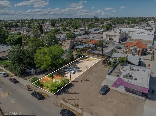 106 Woodrow Ave Lot 26, Bakersfield, CA 93308
