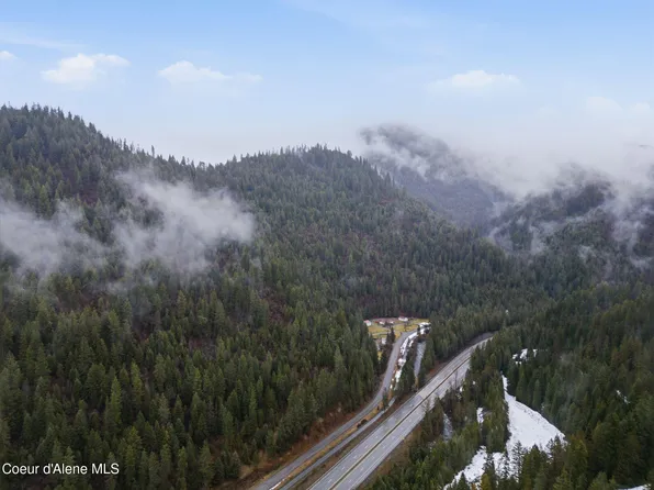 62713 Benthams Rd, Wallace, ID 83873