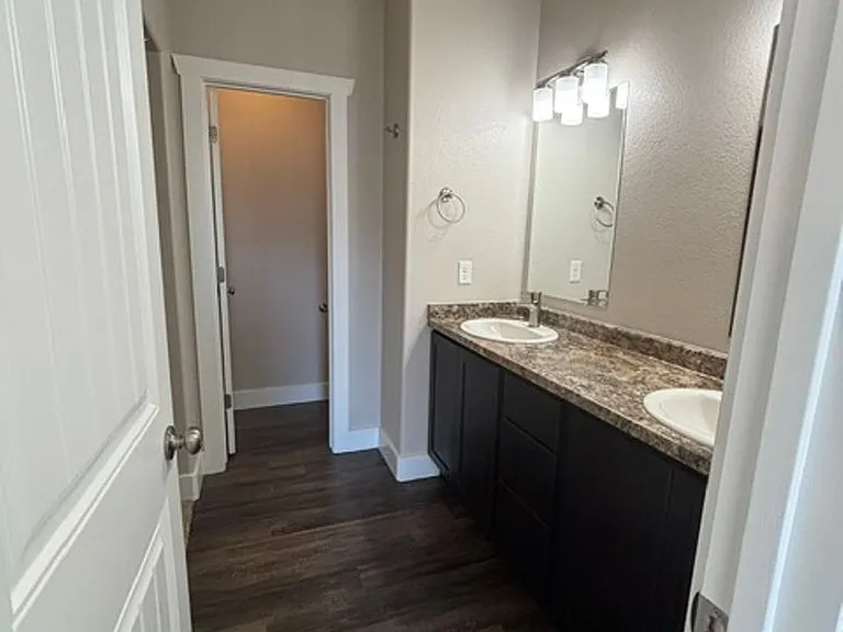 1333 Alyssa Way — Photo 21
