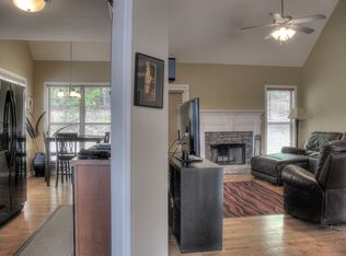 20 Spruce St, White, GA 30184