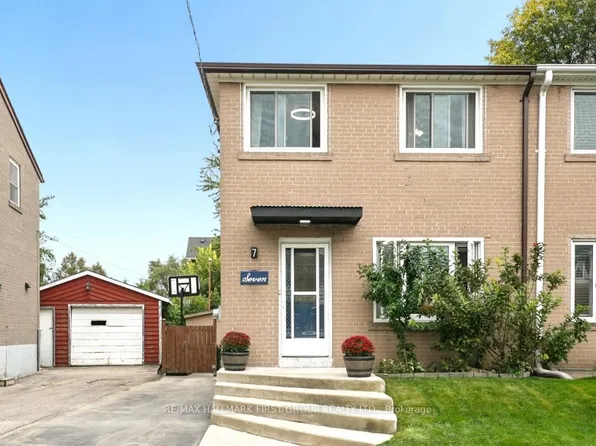 7 Ellendale Dr, Toronto, ON M1P 1M9