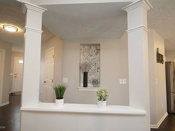 2nd image of 539 Rolling Brooke Way