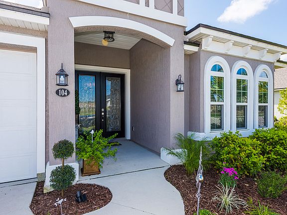 3rd image of 104 Spoonbill Dr