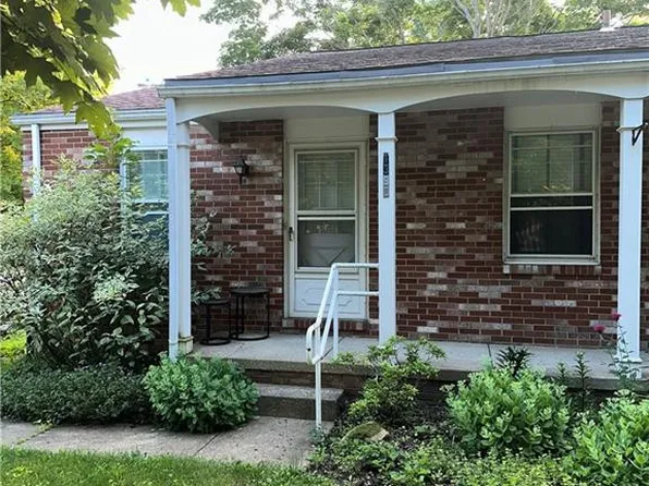 1390 Athena Dr, Kent, OH 44240