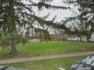 930 W New York St, Aurora, IL 60506