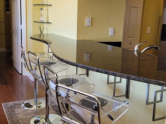 4th image of 1064 N Tamiami Trl Unit 1403