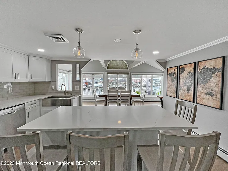 43 Woodhaven Rd — Photo 12