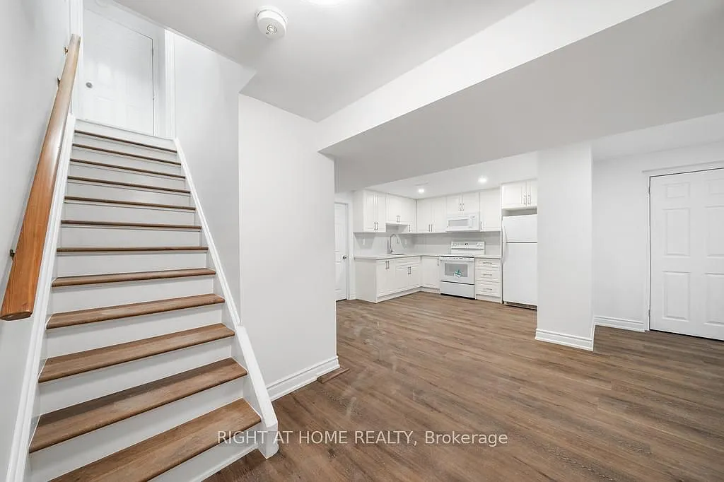 2 bed, $1,950 — Photo 1