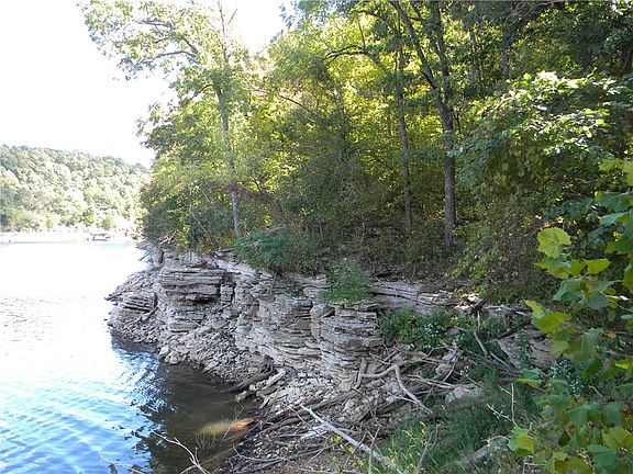 2nd image of Lakewood Dr