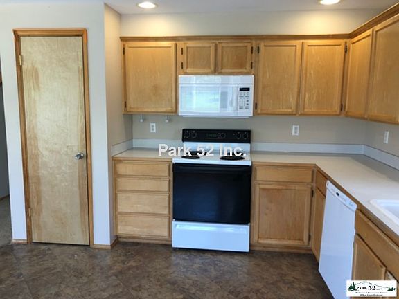 4th image of 20316 72nd St E