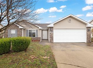15944 Tamarack Ln, Saint Robert, MO 65584
