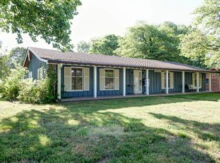 2048 S Prairie Ln, Springfield, MO 65804