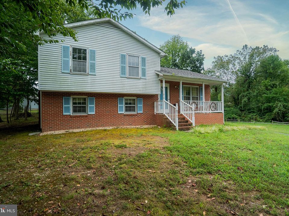 1st image of 310 Bowen Dr