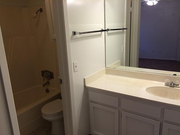 2nd image of 5608 Cougar Dr APT 105