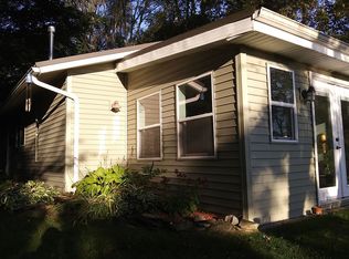 457 Siam Dr, Brooklyn, MI 49230