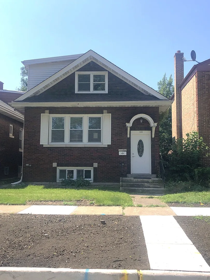 4136 Park Ave photo 1