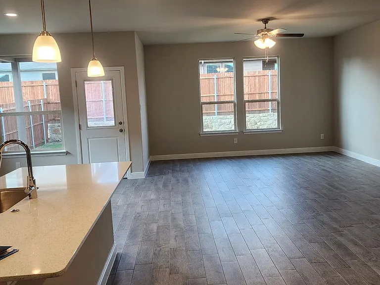 1029 Kirkham Way — Photo 29