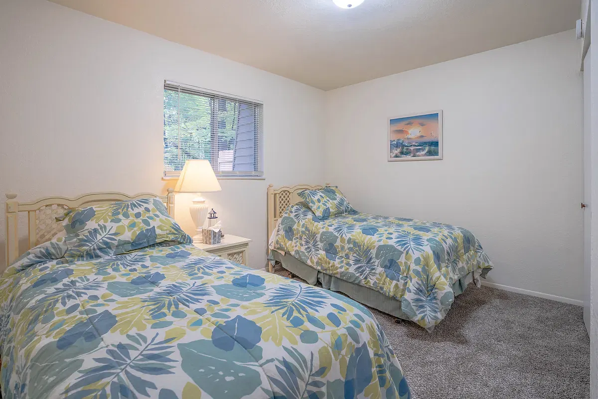 2 bed, 1.5 bath, 1000 sqft, $1,195 — Photo 3