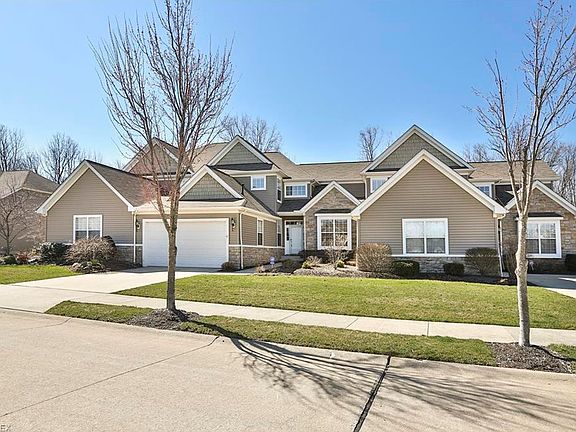 2nd image of 29351 Hummingbird Cir #11