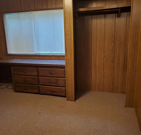 715 Delouche St — Photo 30