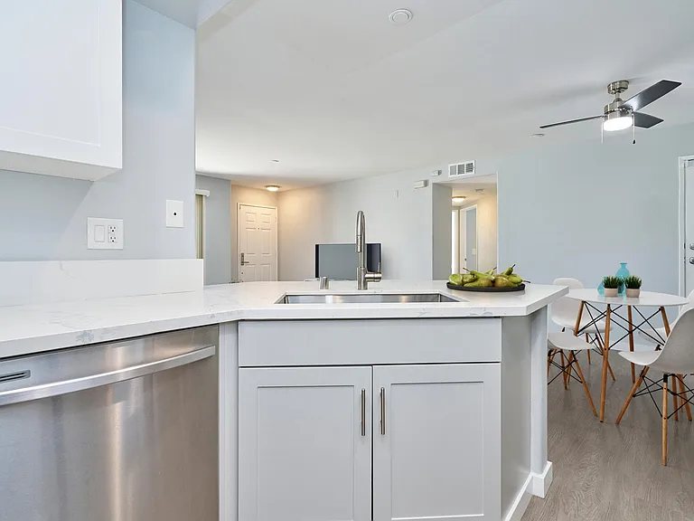 River Ranch Townhomes & Apartments — Photo 127