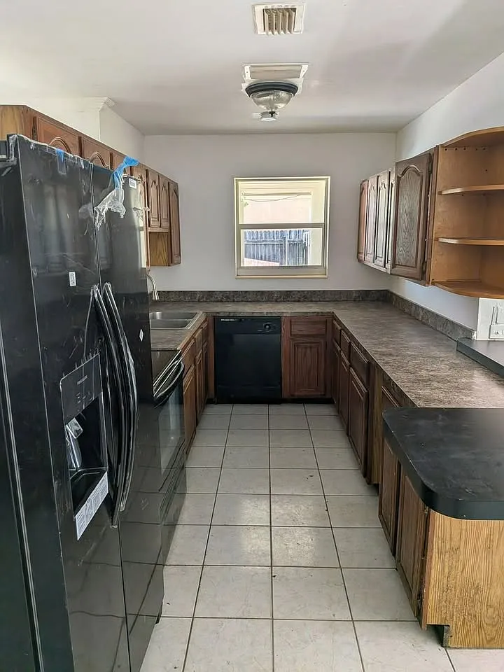 1 bed, $200 — Photo 4