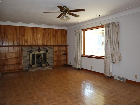 2nd image of 3706 Old Railroad Rd