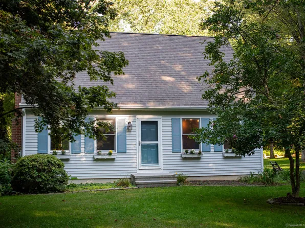 69 West Woodland Drive, Lebanon, CT 06249