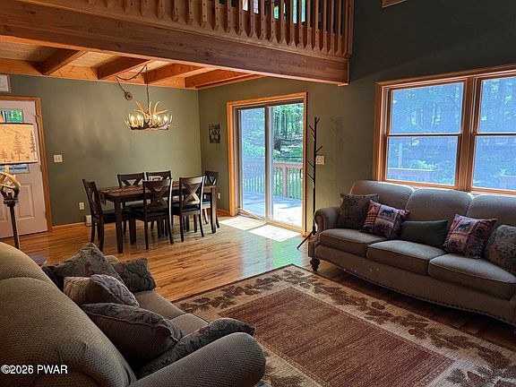 4th image of 278 N Gate Rd