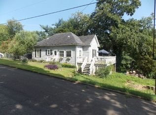 411 N D St, Lenoir City, TN 37771