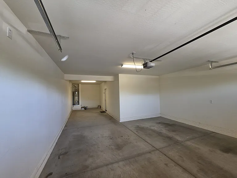 2756 E Hickory St — Photo 47