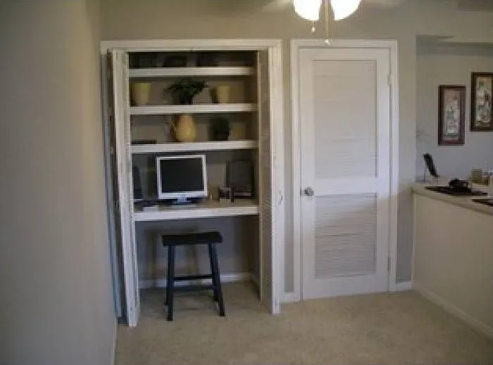 Cedar w/LARGE Pantry!