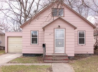 917 E 5th St, Webster, SD 57274