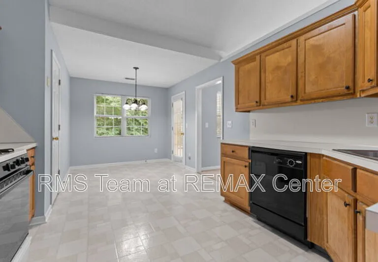 2510 Fort Daniels Dr — Photo 16