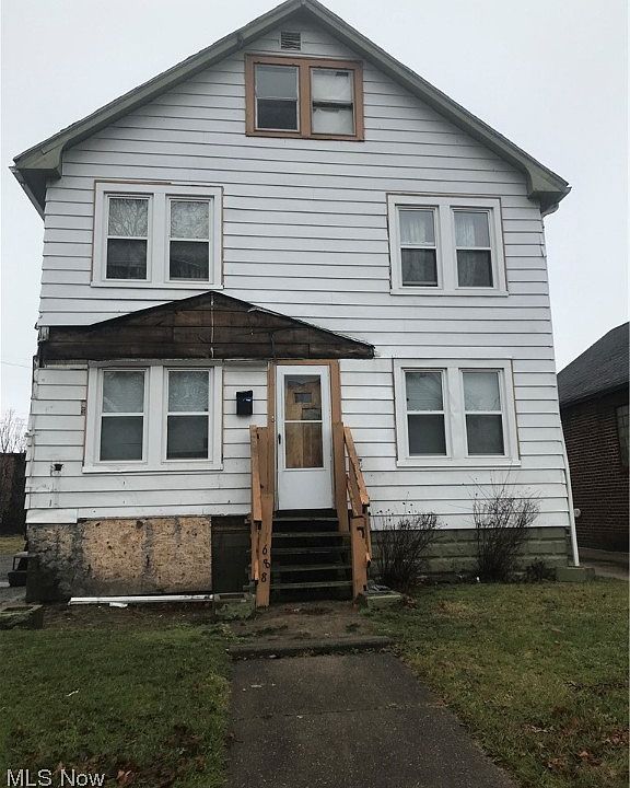 1st image of 3688 E 117th St