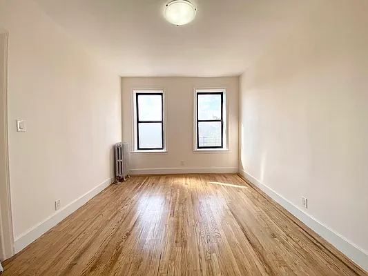 Rented by Bruma Realty LLC | media 4