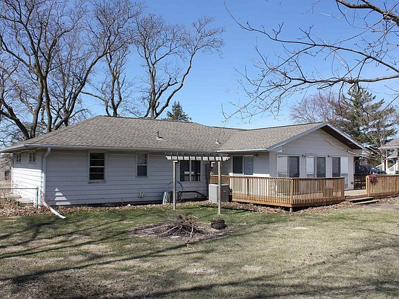 4th image of 3004 McClain Dr