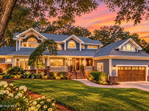 70 Clubhouse Drive SW, Supply, NC 28462