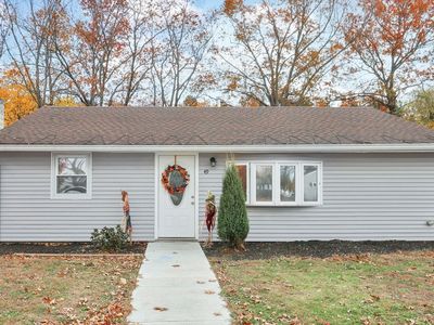 49 Mohegan Ave, Springfield, MA, 01151