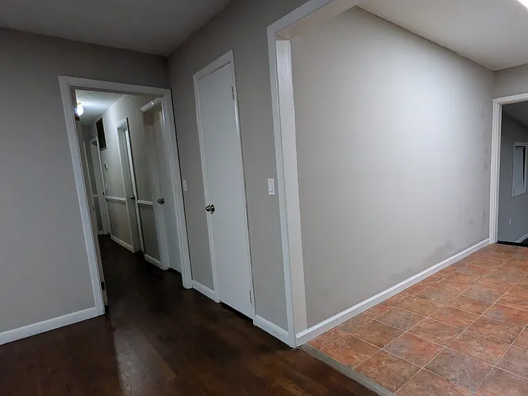 10574 Dorchester Rd — Photo 10