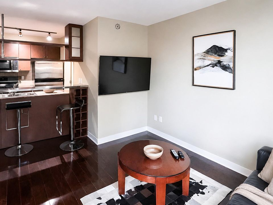 1st image of 1438 Richards St #307