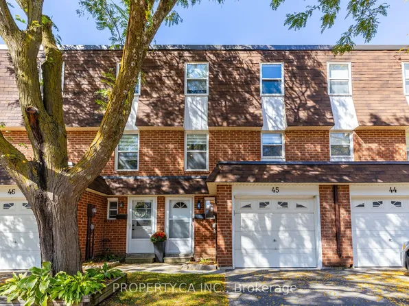 235 Bronte St S #45, Milton, ON L9T 3V8