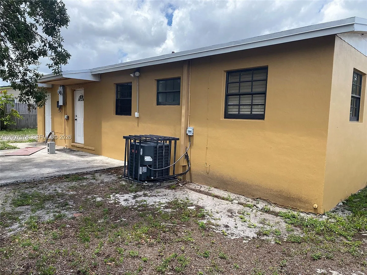 Building Photo - 3460 NW 208th St