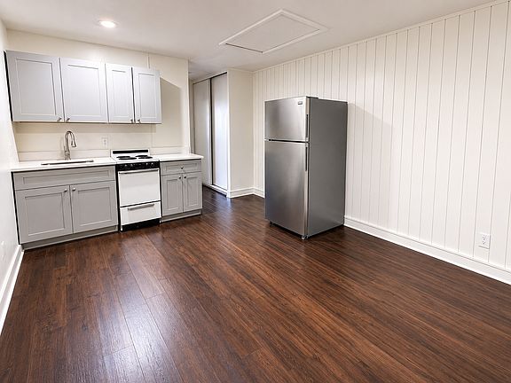 4th image of 207 Old Chimney Ridge Rd #L