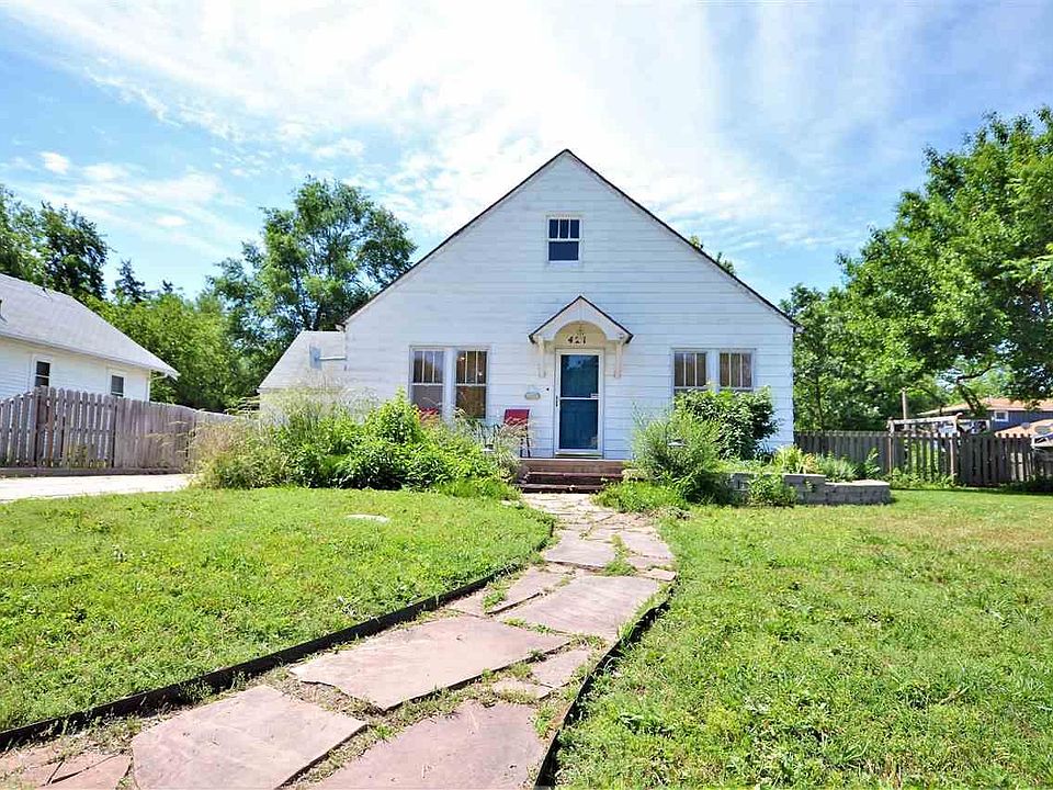 421 W 25th Ave, Hutchinson, KS 67502 Zillow