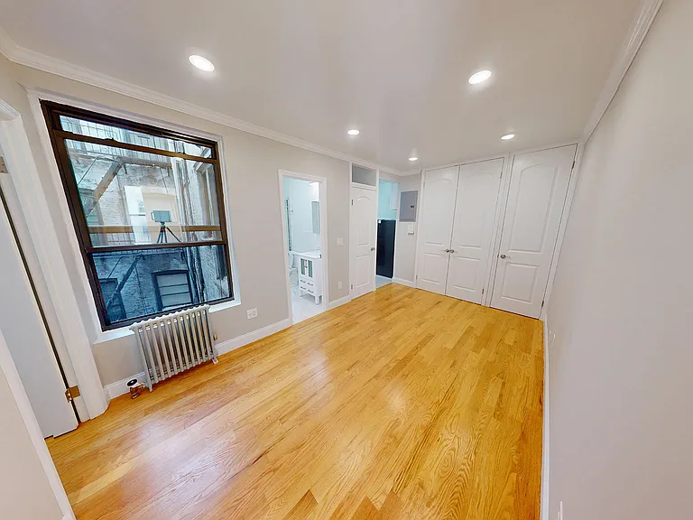 301 E 85th St #15A — Photo 13