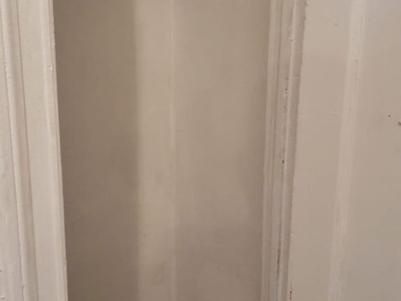 4th image of 2544 Wallace Ave